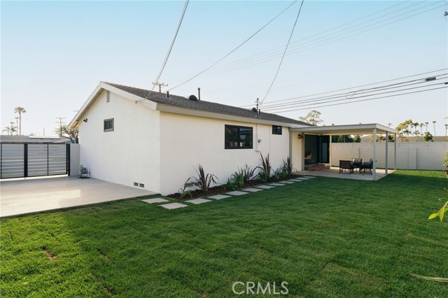 16502 Potter Circle, Huntington Beach CA: https://media.crmls.org/medias/a9952970-89e1-4cbe-bced-b54ed12d27be.jpg