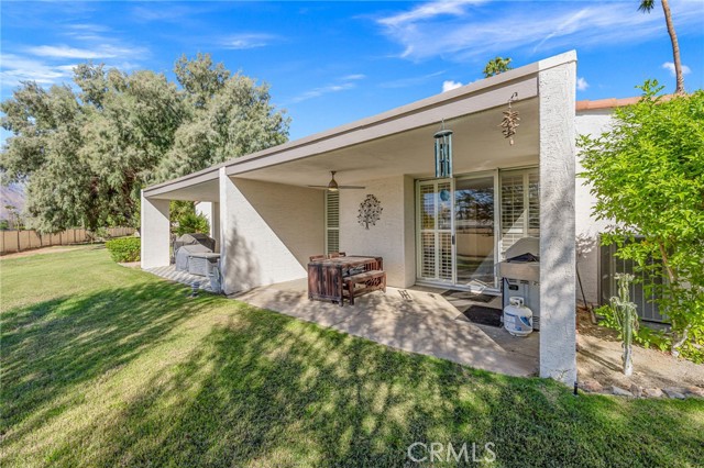 2521 N Whitewater Club Dr, Residence D, Palm Springs, CA 92262