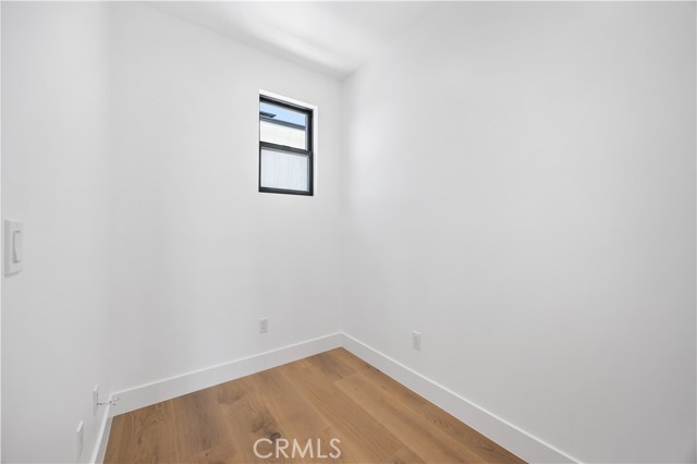 926 17th St, Hermosa Beach CA: https://media.crmls.org/medias/a995fbe5-7f65-4b0a-acf2-a9318c72265a.jpg