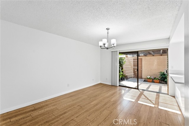 Detail Gallery Image 31 of 62 For 20120 Runnymede St #17,  Winnetka,  CA 91306 - 3 Beds | 2/1 Baths