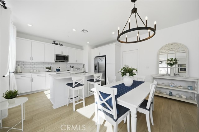 Detail Gallery Image 3 of 39 For 31385 Lolite, Winchester,  CA 92596 - 3 Beds | 2/1 Baths