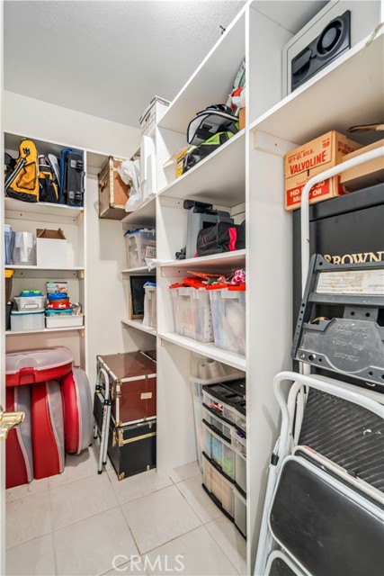 2608 Desert Rose Drive, Lancaster CA: https://media.crmls.org/medias/a997d0f5-0a48-44f8-941b-1e8d5bc5dc9e.jpg