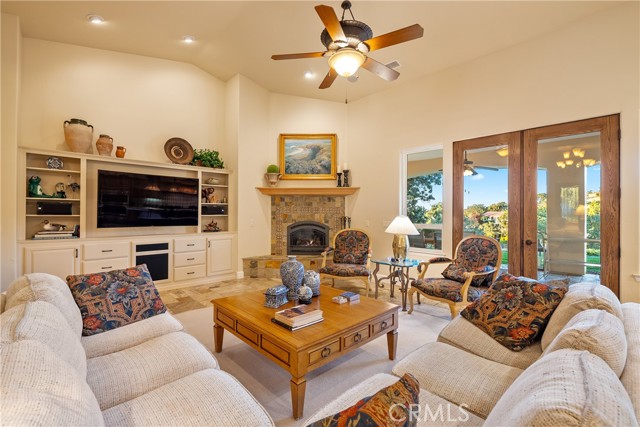 Detail Gallery Image 14 of 68 For 2174 Lake Ysabel Rd, Templeton,  CA 93465 - 3 Beds | 2/1 Baths