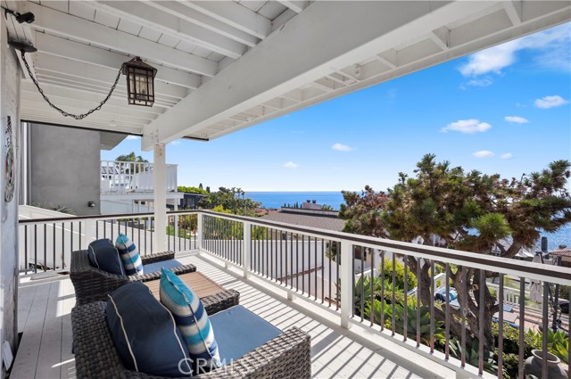 Detail Gallery Image 18 of 28 For 32086 Coast Hwy, Laguna Beach,  CA 92651 - 2 Beds | 2 Baths