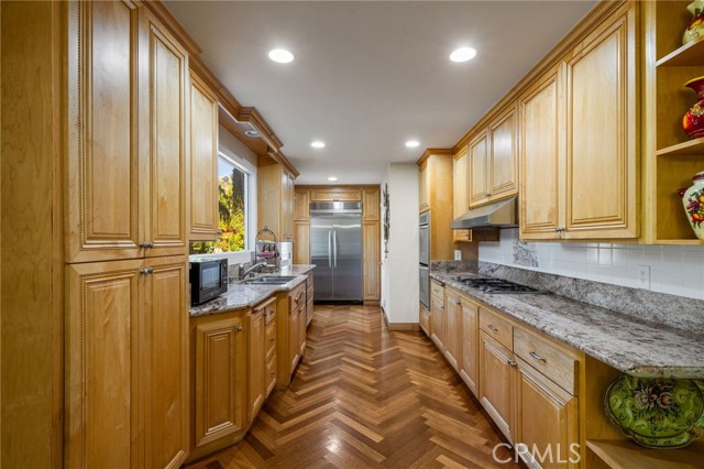 Detail Gallery Image 12 of 72 For 3943 Exultant Dr, Rancho Palos Verdes,  CA 90275 - 4 Beds | 5 Baths