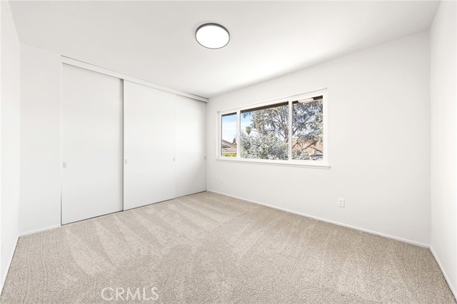 Image 38 of 56 For 19841 Lombardy Lane