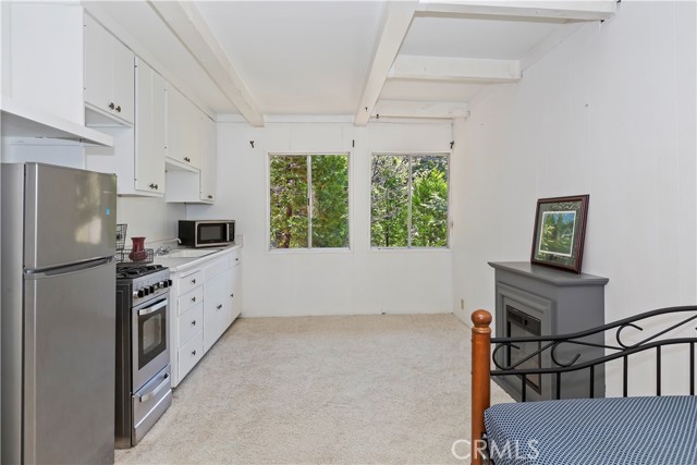 Detail Gallery Image 23 of 31 For 323 Mittry Ln, Lake Arrowhead,  CA 92352 - 3 Beds | 2 Baths