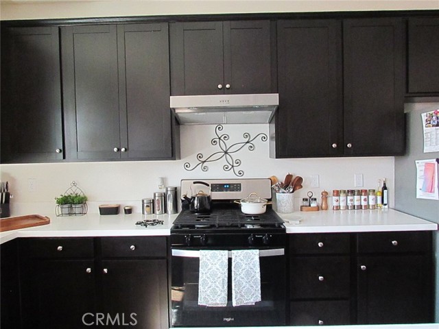 Image 15 of 34 For 4758 Bellaire