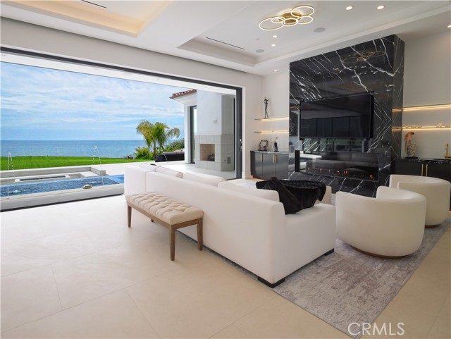 36 Sea Cove, Rancho Palos Verdes, California 90275, 4 Bedrooms Bedrooms, ,6 BathroomsBathrooms,Residential,For Sale,Sea Cove,PV26093351
