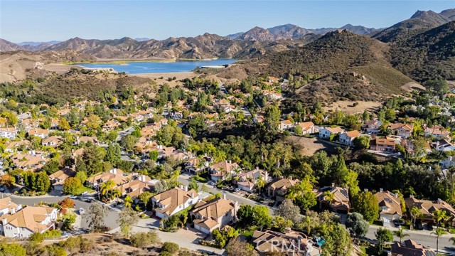 Detail Gallery Image 28 of 29 For 32764 Wellbrook, Westlake Village,  CA 91361 - 5 Beds | 4 Baths