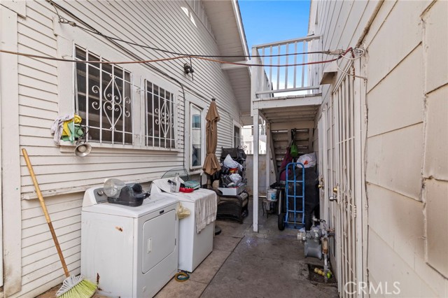 Detail Gallery Image 24 of 28 For 224 W 14th St, Long Beach,  CA 90813 - 4 Beds | 2 Baths