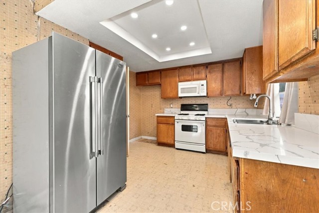 860 Tucson Court photo 25