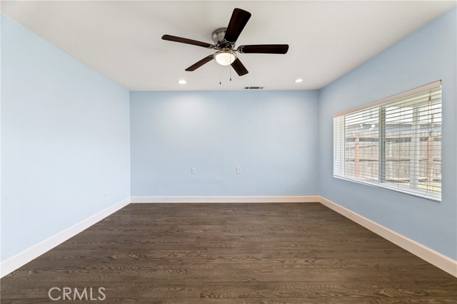 112 E Tehama Street, Orland CA: https://media.crmls.org/medias/a99b78b0-1ffb-4b6c-ba31-ebbd10f29c91.jpg