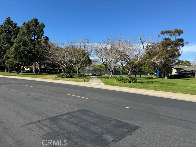 Detail Gallery Image 20 of 31 For 8788 Coral Springs Ct 205g,  Huntington Beach,  CA 92646 - 2 Beds | 2 Baths