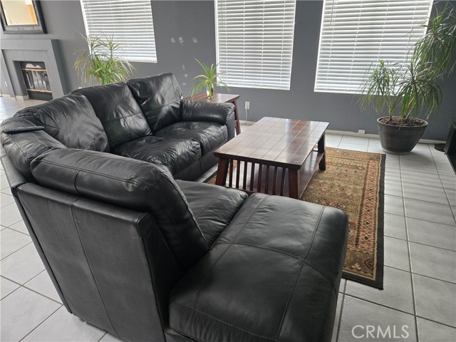 Detail Gallery Image 13 of 50 For 1847 Heritage Lane, Palmdale,  CA 93551 - 3 Beds | 2 Baths