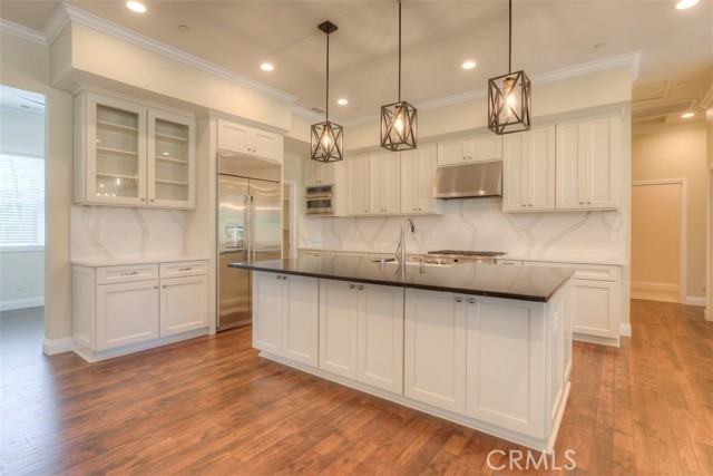 Detail Gallery Image 2 of 48 For 2944 Foothill Bld, Oroville,  CA 95966 - 3 Beds | 2/1 Baths