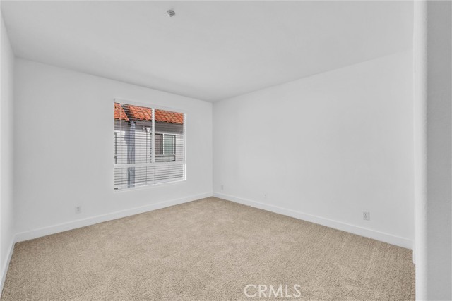 Detail Gallery Image 19 of 36 For 200 N Catalina Ave #F,  Redondo Beach,  CA 90277 - 3 Beds | 3 Baths