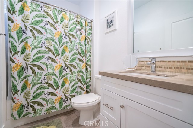 Detail Gallery Image 17 of 27 For 10261 Angel Ln, Pacoima,  CA 91331 - 4 Beds | 2/1 Baths