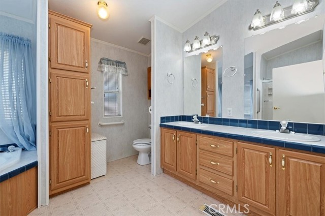 13393 Mariposa Road, Victorville CA: https://media.crmls.org/medias/a99cfb3a-ee27-44a4-b1f4-800f4dc9a728.jpg