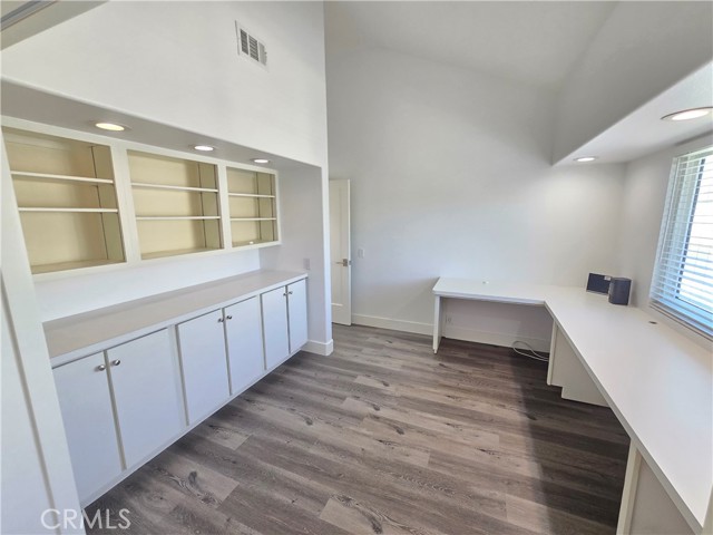 2524 Elden Avenue, Costa Mesa CA: https://media.crmls.org/medias/a99d592e-3f6a-49ca-8846-04bc8839f2f2.jpg