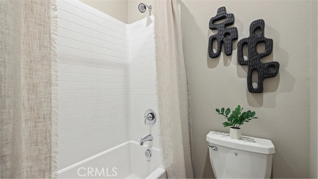 Detail Gallery Image 19 of 28 For 1750 E Park St #19,  Anaheim,  CA 92805 - 3 Beds | 2/1 Baths