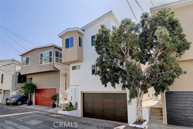 Detail Gallery Image 1 of 1 For 324 15th Pl, Manhattan Beach,  CA 90266 - 3 Beds | 2/1 Baths