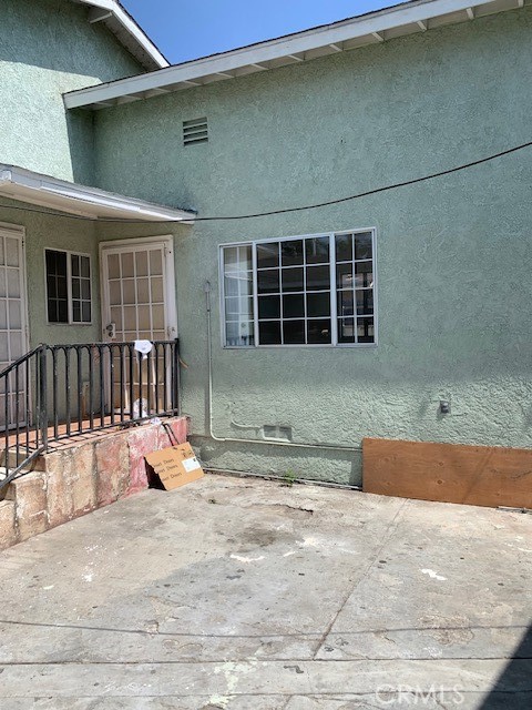 6818 Cedar St, Huntington Park CA: https://media.crmls.org/medias/a99f6cd6-f896-45f3-b5d5-3ad7c81c5d5e.jpg