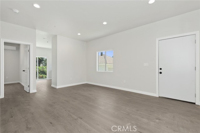 Detail Gallery Image 32 of 51 For 2235 Garfias, Pasadena,  CA 91104 - 6 Beds | 4 Baths