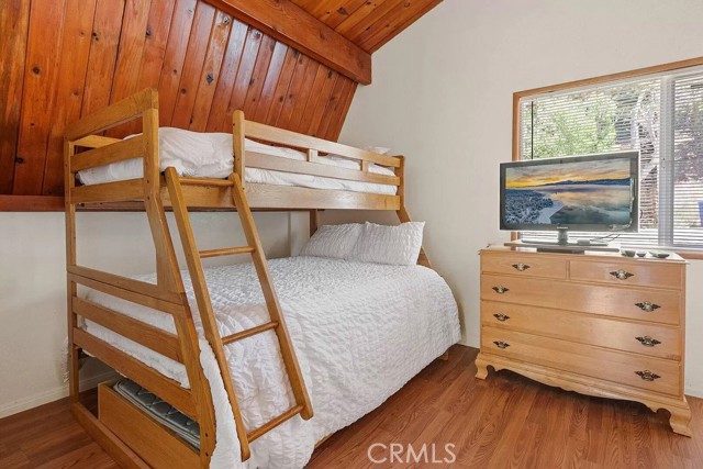 43869 Mendocino Drive, Big Bear Lake CA: https://media.crmls.org/medias/a9a1a8ec-859d-479b-aaef-694223ee1200.jpg