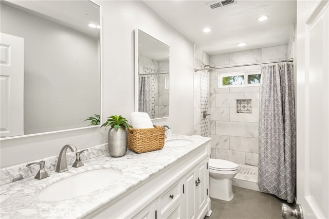 Detail Gallery Image 25 of 49 For 13719 Iroquois, Tustin,  CA 92782 - 4 Beds | 2/1 Baths