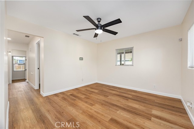 326 Water Street, Bakersfield CA: https://media.crmls.org/medias/a9a21bb9-580a-48ee-8754-ae0bb46374b9.jpg