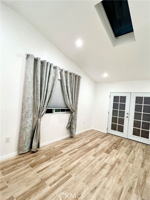 Detail Gallery Image 11 of 25 For 5539 Fairview Pl, Agoura Hills,  CA 91301 - 4 Beds | 3 Baths