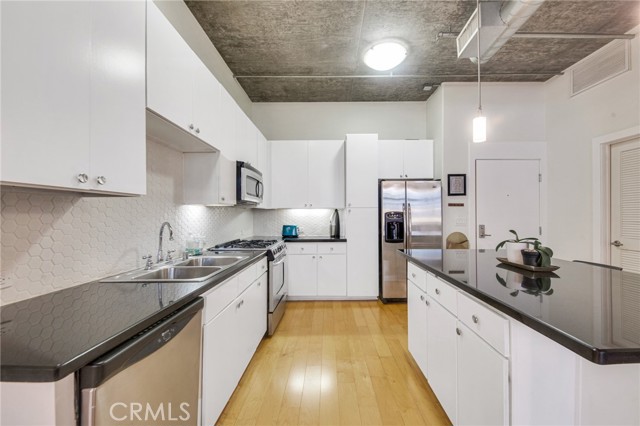 840 E Green Street #310, Pasadena, CA, 91101 840 E Green Street #310, Pasadena, CA, 91101
