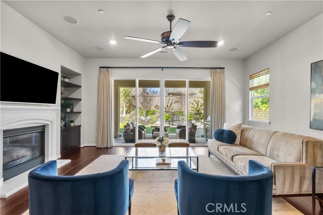 Detail Gallery Image 20 of 71 For 22385 Copper Mountain Ct, Saugus,  CA 91350 - 5 Beds | 5 Baths