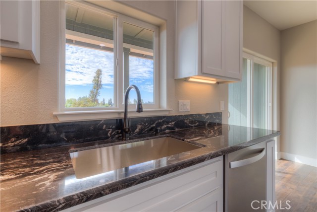 Detail Gallery Image 16 of 37 For 1900 Moll Rd, Paradise,  CA 95969 - 2 Beds | 2 Baths