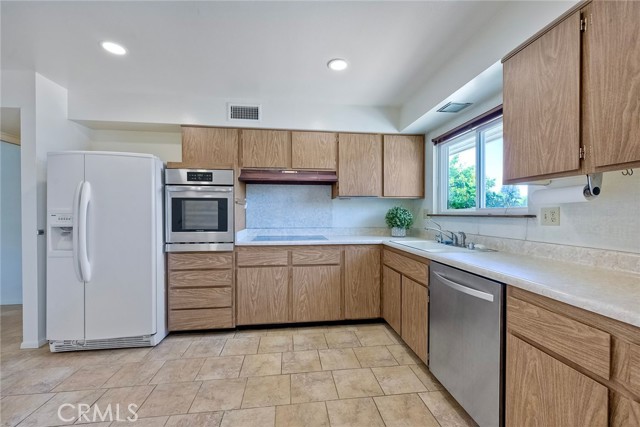 Detail Gallery Image 16 of 39 For 25883 Whitman Rd, Menifee,  CA 92586 - 2 Beds | 2 Baths