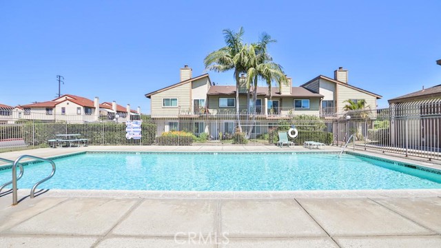 206 N Newhope Street, Santa Ana CA: https://media.crmls.org/medias/a9a5621b-5412-4d4c-a784-8c0f1b938d1f.jpg