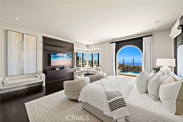 39 Sarteano Dr., Newport Coast CA: https://media.crmls.org/medias/a9a5f8ca-4ffd-4c8a-9876-42b8e3da9500.jpg