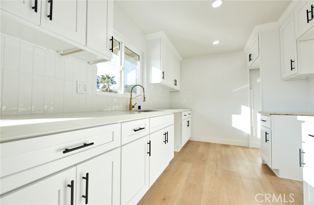 Detail Gallery Image 5 of 20 For 5860 Mountain View Ave, Riverside,  CA 92504 - 3 Beds | 2 Baths