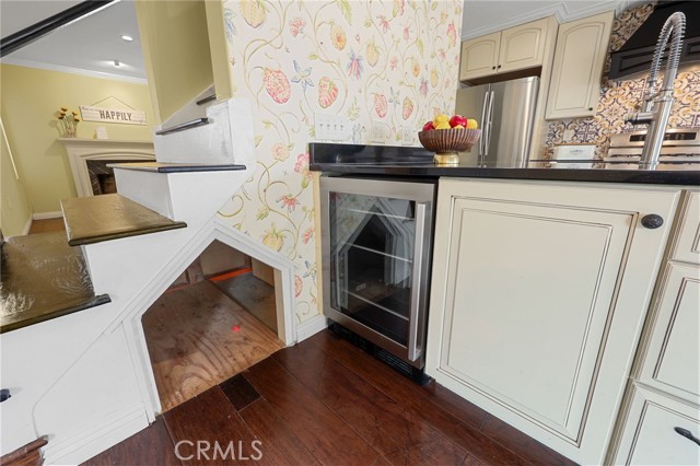 Image 17 of 42 For 6844 Southampton