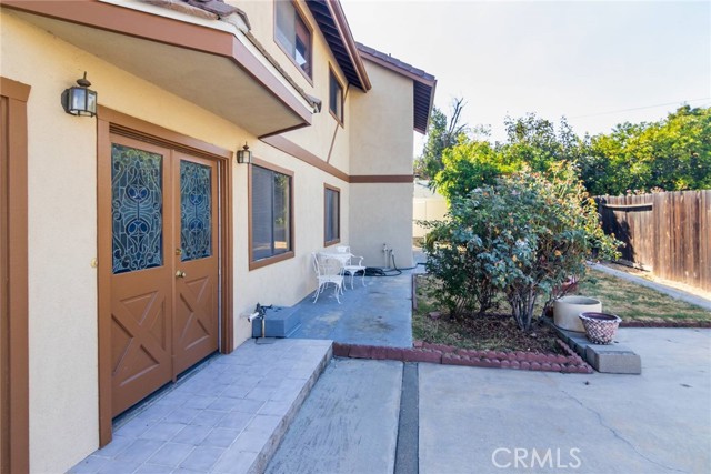 Detail Gallery Image 20 of 27 For 17530 Tulsa St, Granada Hills,  CA 91344 - 5 Beds | 3/1 Baths