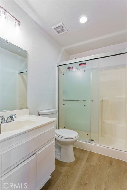 Detail Gallery Image 11 of 38 For 12596 Glen Canyon, Victorville,  CA 92395 - 5 Beds | 3 Baths