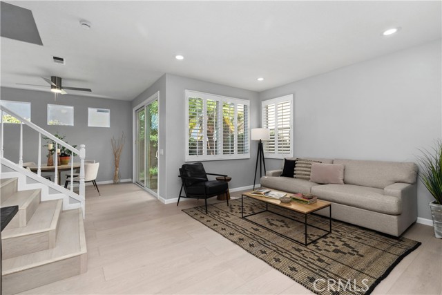 17 Nopalitos Way, Aliso Viejo CA: https://media.crmls.org/medias/a9a93acd-fba4-4deb-90e6-5e9b6f69355d.jpg