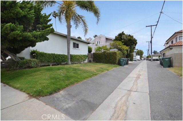 1314 Palm Avenue, Huntington Beach CA: https://media.crmls.org/medias/a9aa85e0-317d-4944-b026-7381ea400a3d.jpg