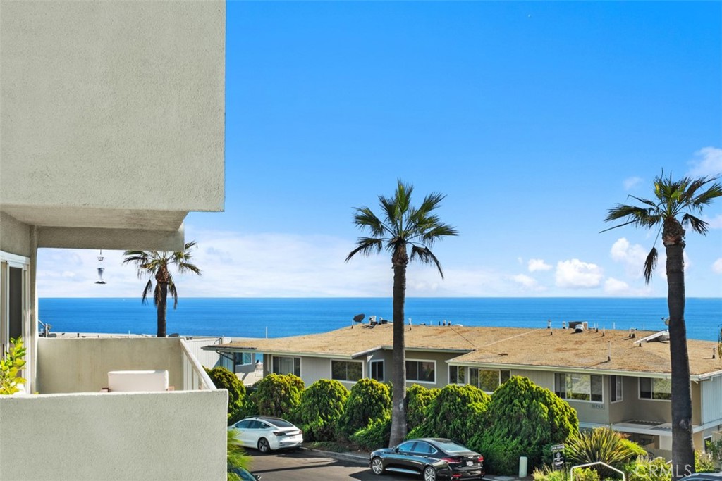 21703 Ocean Vista Dr 201A