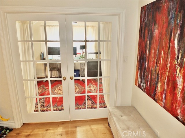 Detail Gallery Image 53 of 71 For 89 Rivo Alto Canal, Long Beach,  CA 90803 - 5 Beds | 3/1 Baths