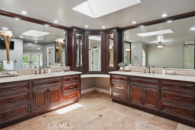 Detail Gallery Image 55 of 75 For 25132 Barnhill Rd, Saugus,  CA 91350 - 6 Beds | 6 Baths