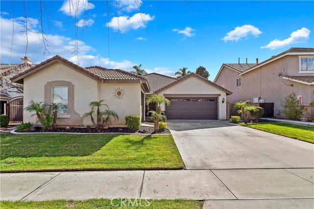 Image 2 for 400 Minaret St, Corona, CA 92881