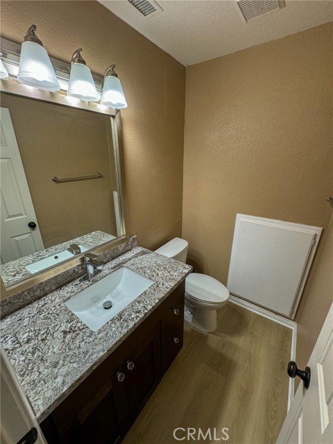 Detail Gallery Image 6 of 31 For 39825 Western Jay Way, Murrieta,  CA 92562 - 3 Beds | 2/1 Baths