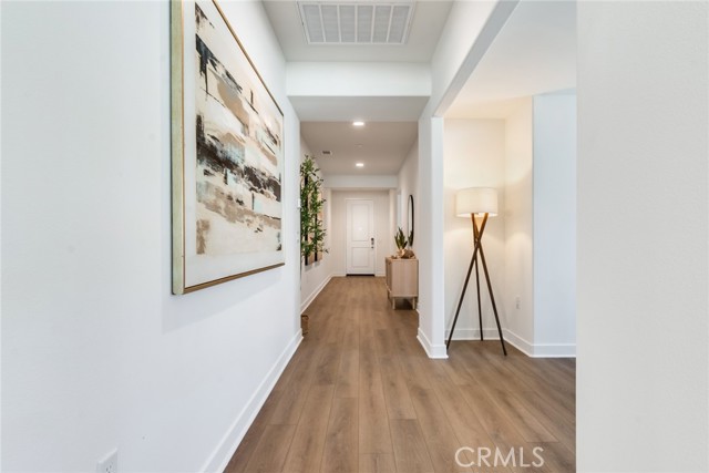 1530 Cadence Way, Beaumont CA: https://media.crmls.org/medias/a9ad55b7-48f6-4694-a3a4-904833ee4958.jpg